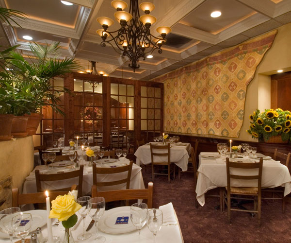 Tuscan Palm Room at Ristorante i Ricchi