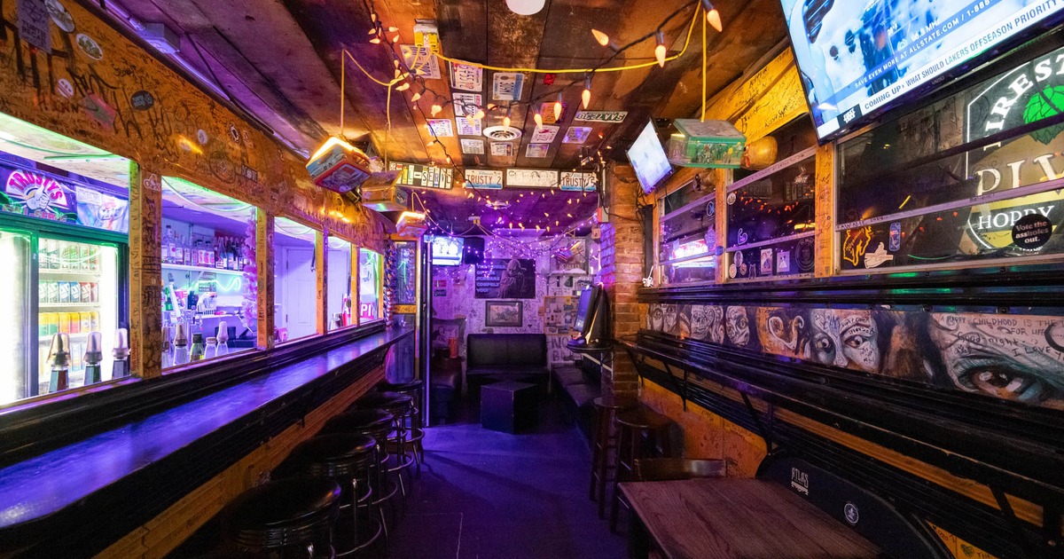 Trusty's private dining 4