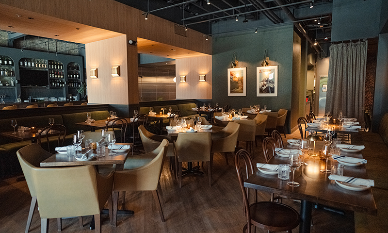 Wooden Paddle private dining 4