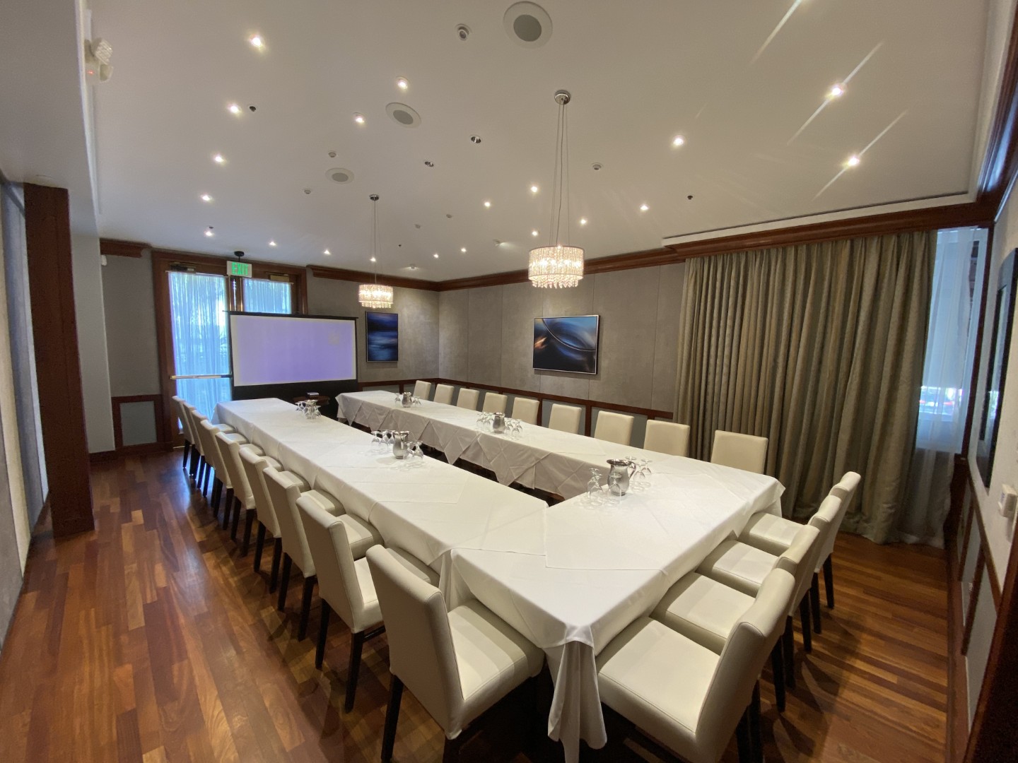 The Boardroom at The Sea by Alexander's Steakhouse