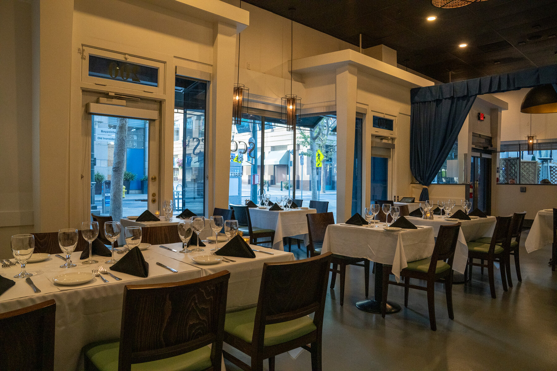 Scott's Seafood private dining 3