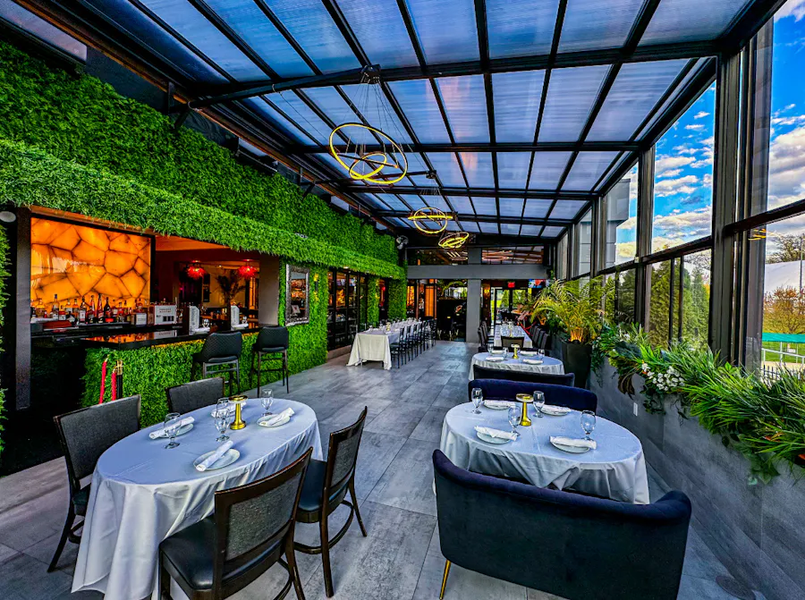 The G-Room & G Patio at Gigante