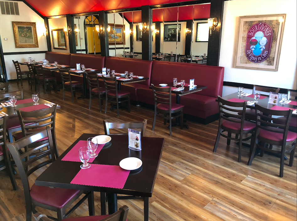 Main Dining Room at La Côte D'Or Café