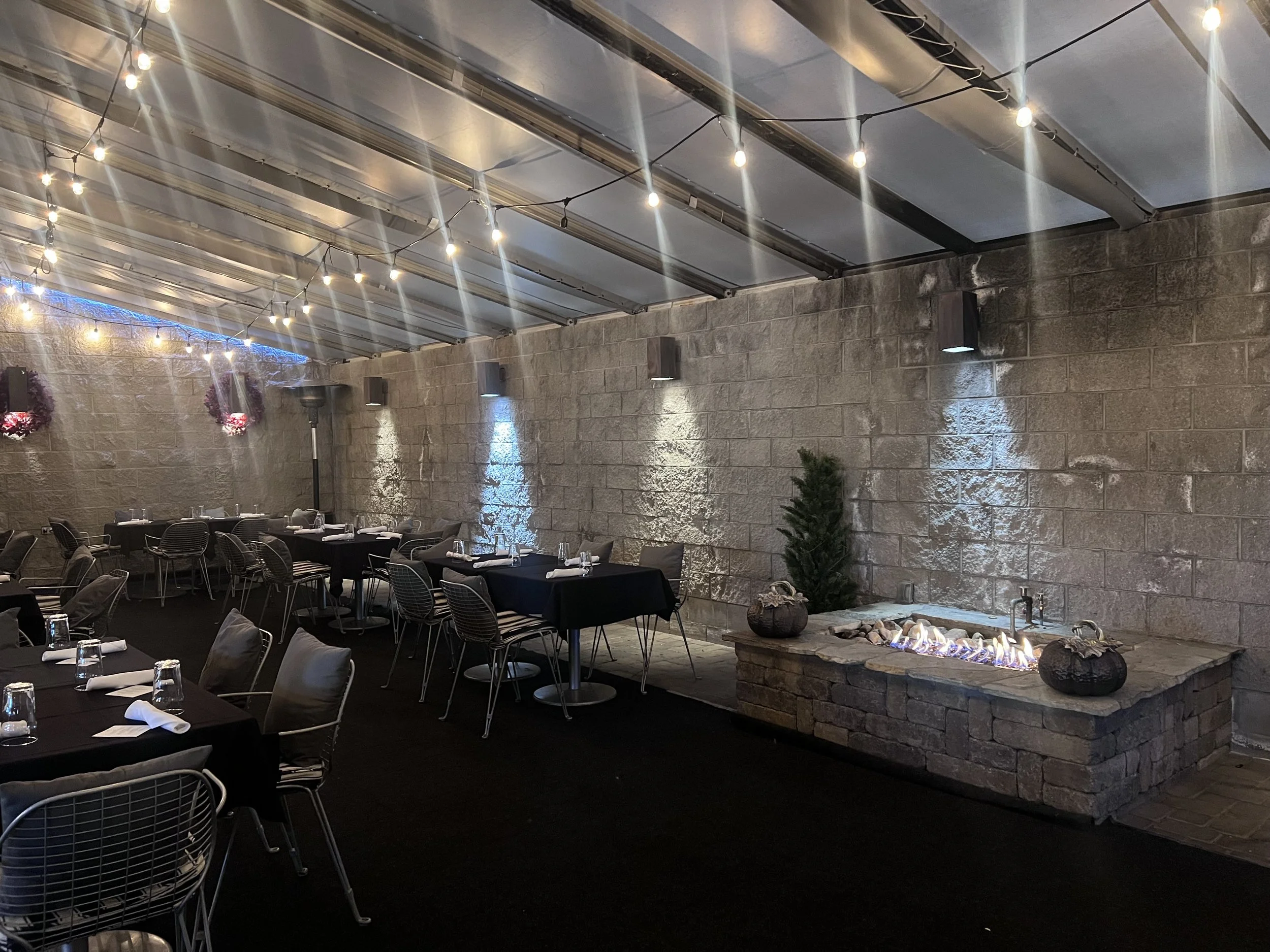 Bistro 7 private dining 3