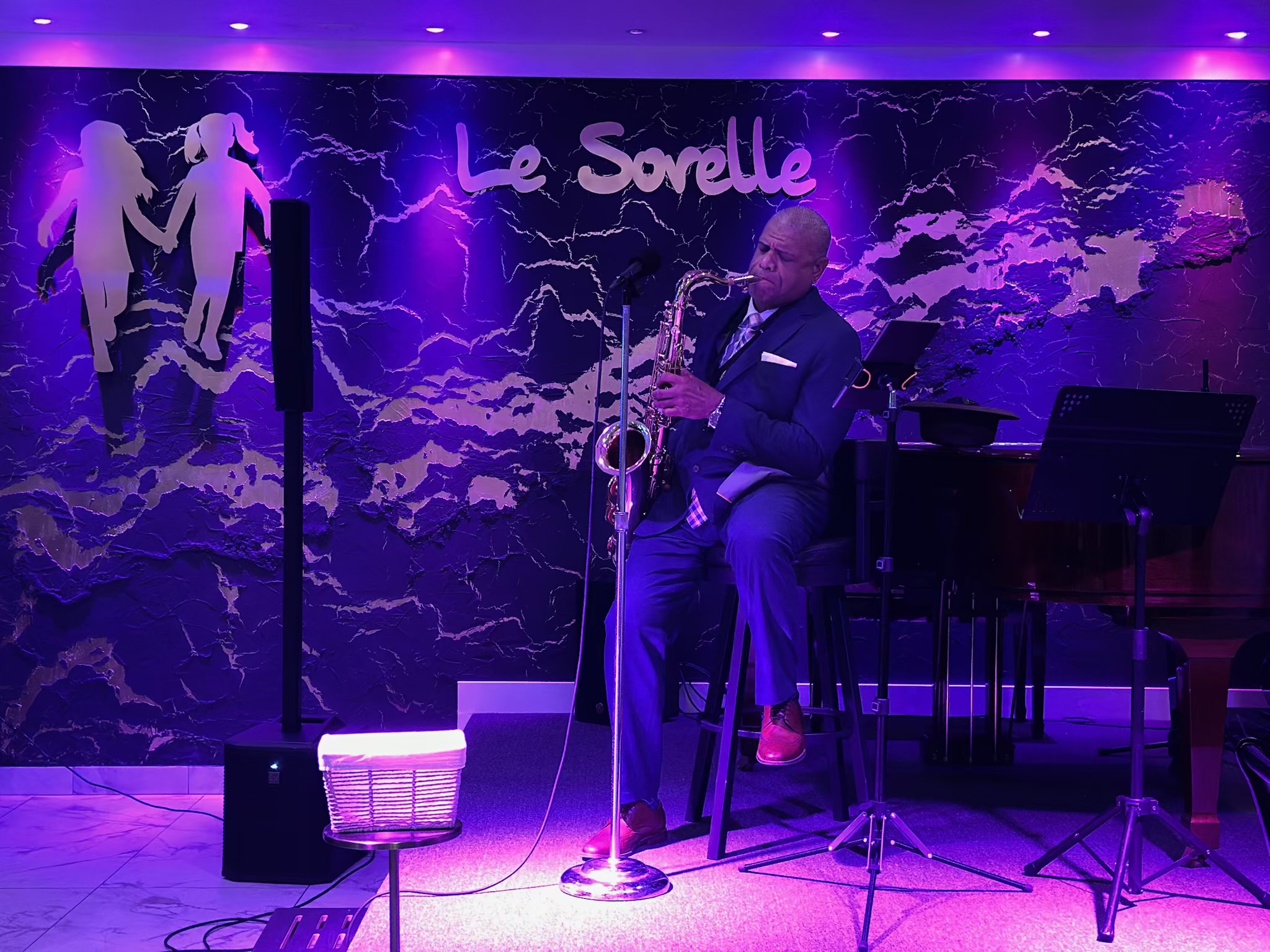 Le Sorelle Restaurant & Lounge private dining