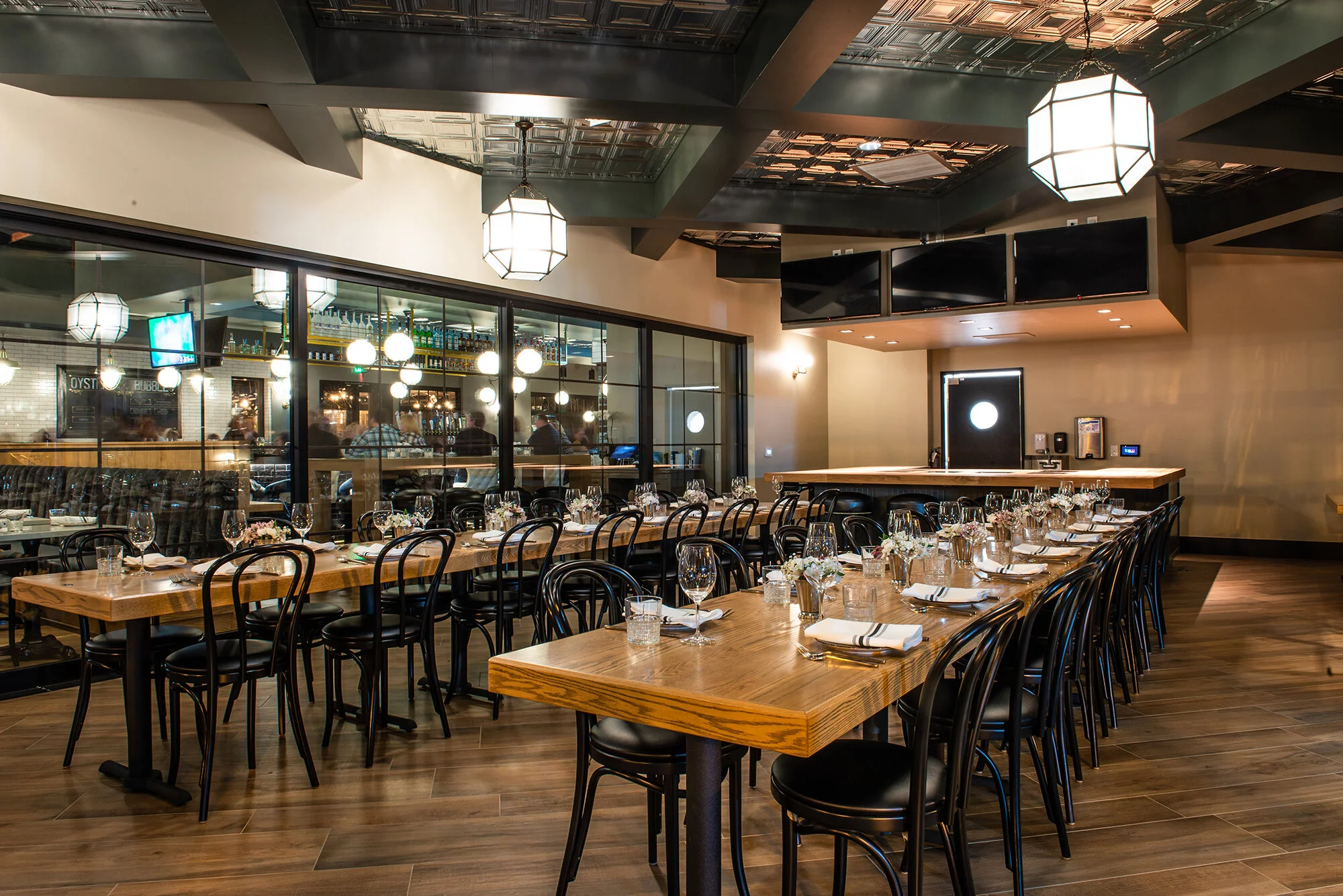 Glasspar private dining 3