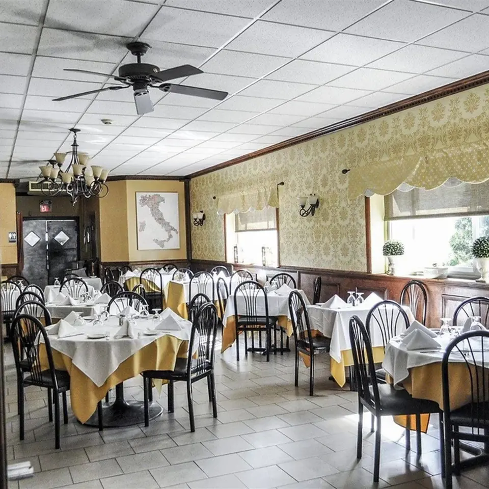 Rini's Restaurant & Wine Bar venue