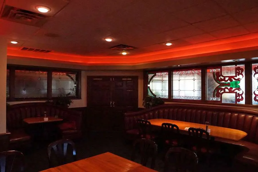 Rae's Restaurant & Lounge private dining 2
