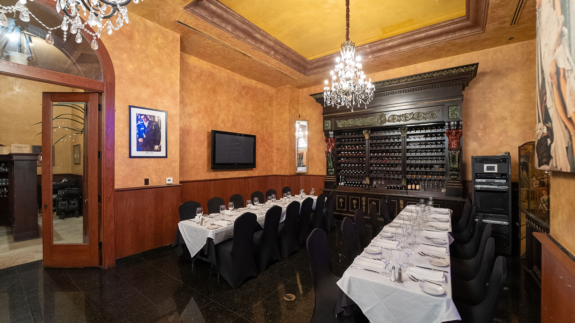 La Traviata Italian Restaurant private dining 4