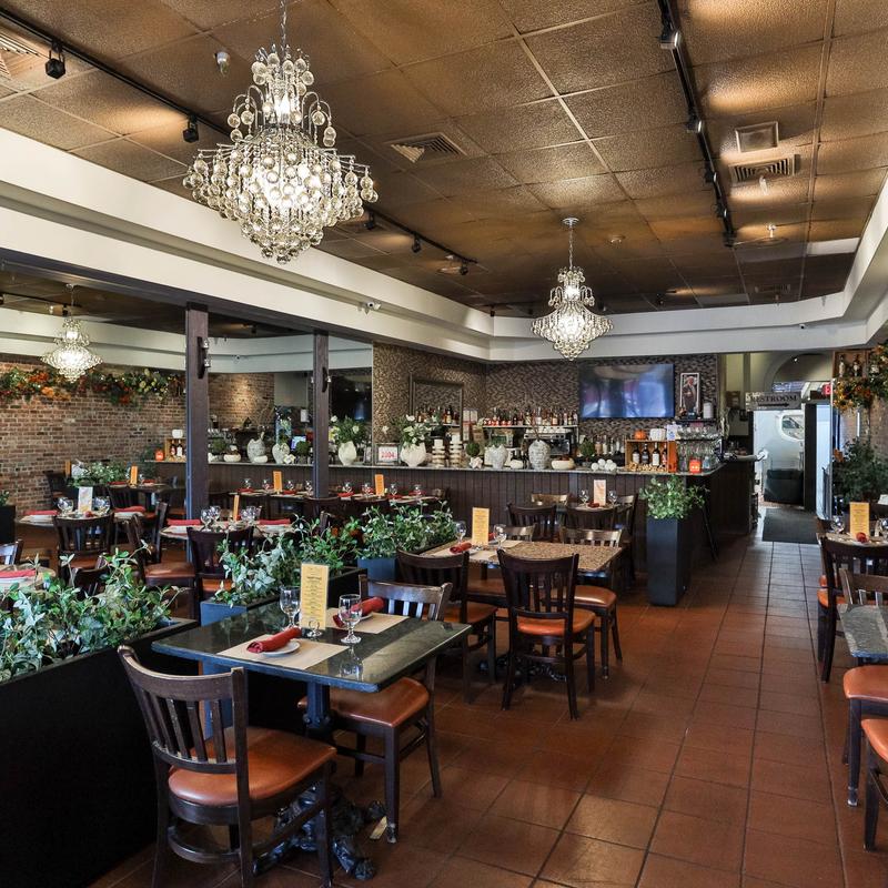 Pas-Tina's private dining 3