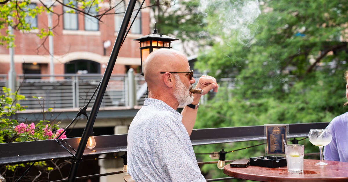 On The Bend Oyster Bar and Cigar Lounge private dining 5
