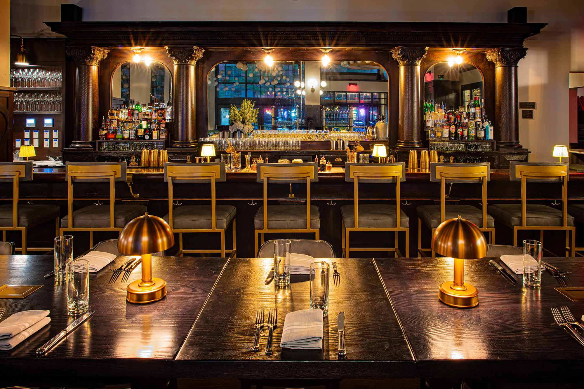 Tiner’s Alley Tavern at Avery Restaurant