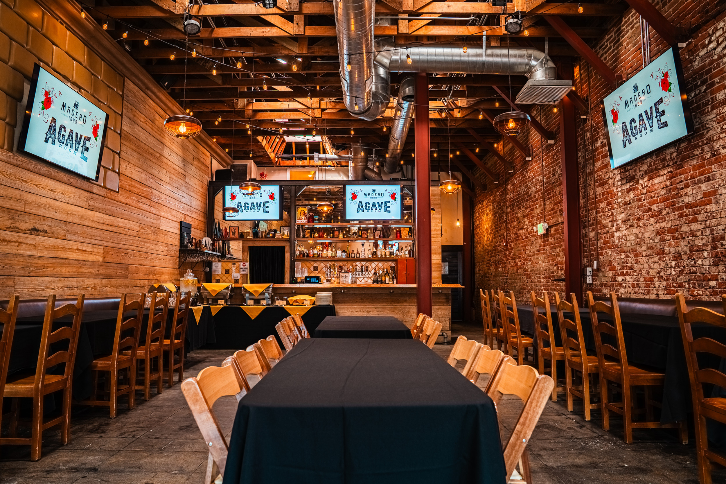 Madero 1899 private dining 3