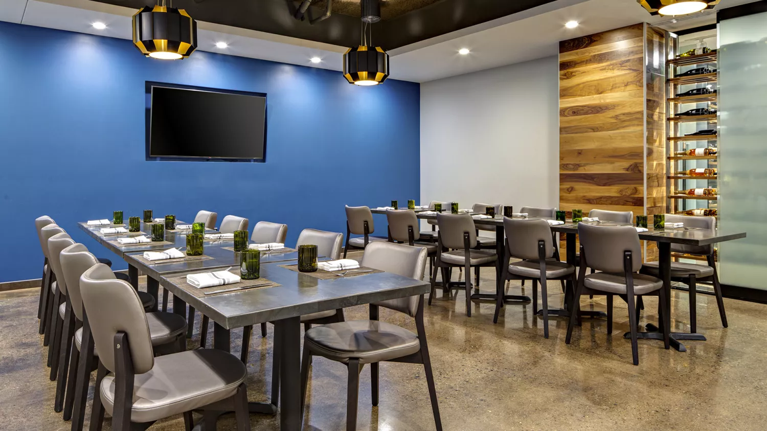 The Kitchen by Wolfgang Puck at MDRD