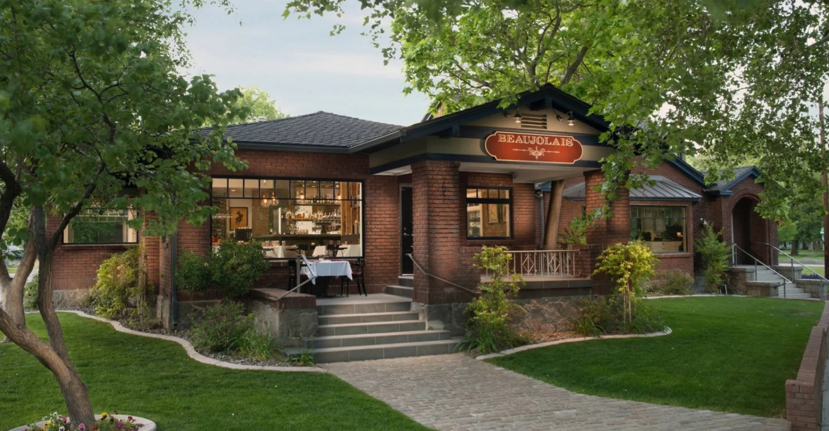 Beaujolais Bistro private dining 2