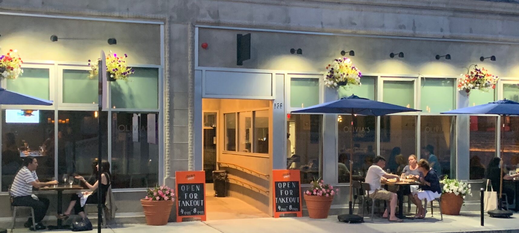 Olivia's Bistro private dining 2