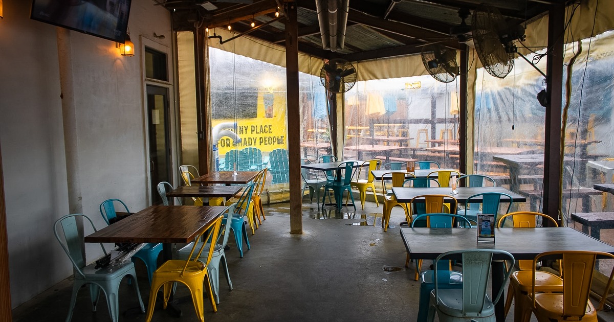 Patio at Maggie's RnR