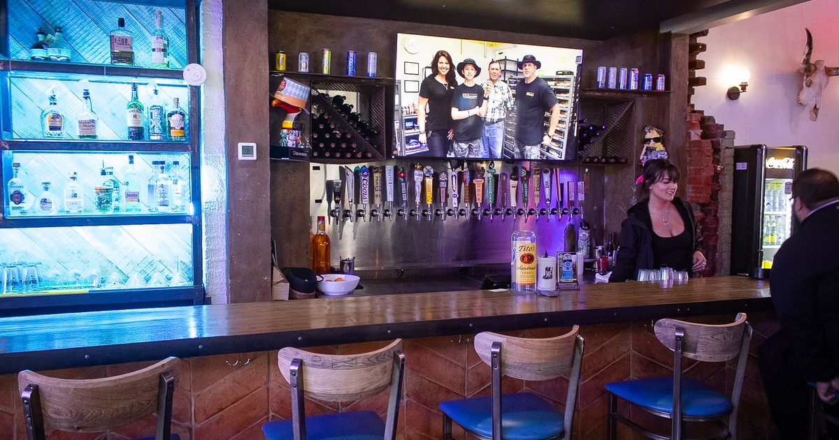 Maggie's RnR private dining 5