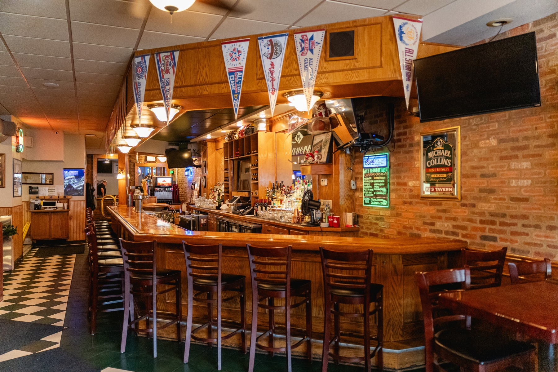 PJ's Tavern private dining 2