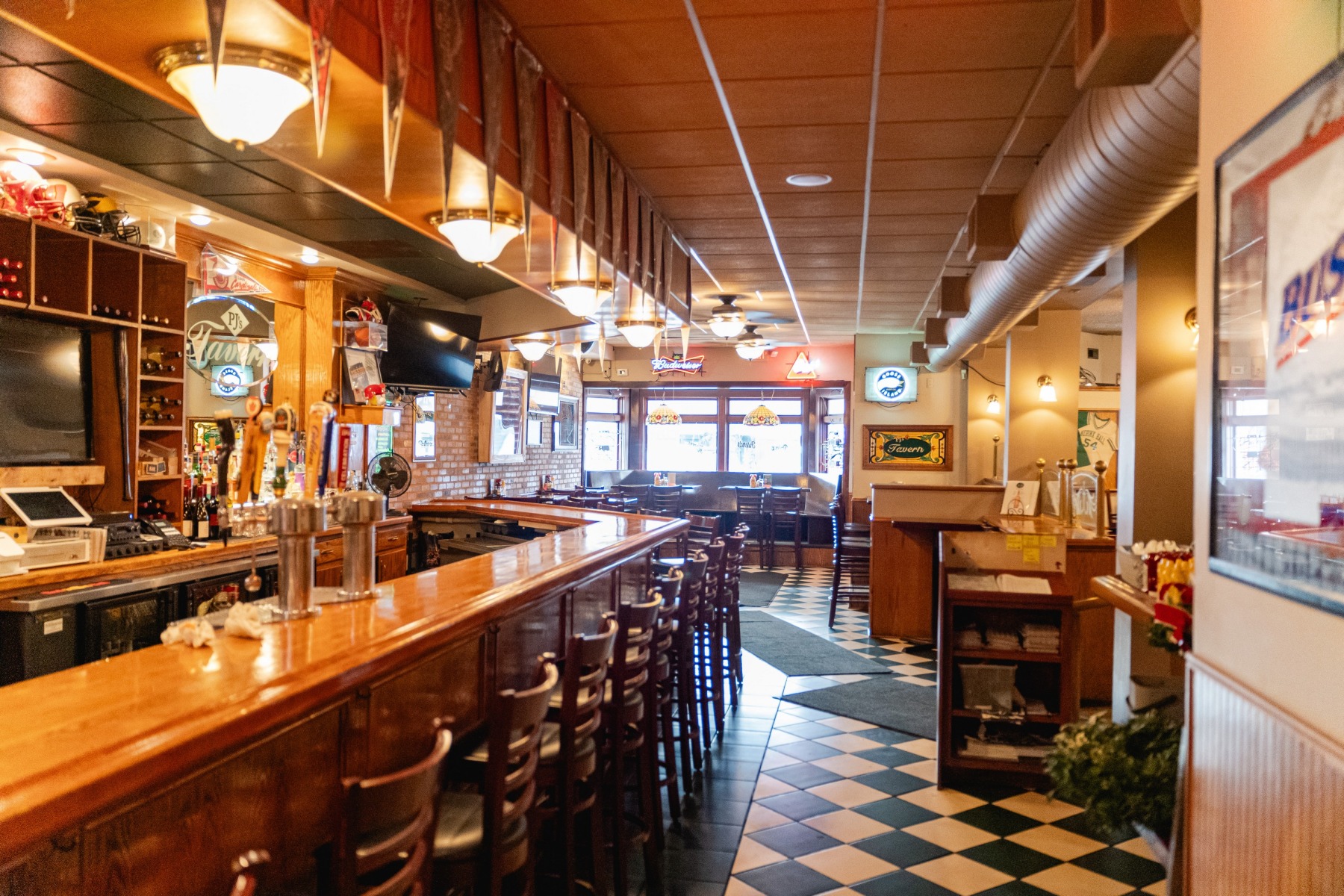The Jefferson Grill at PJ's Tavern