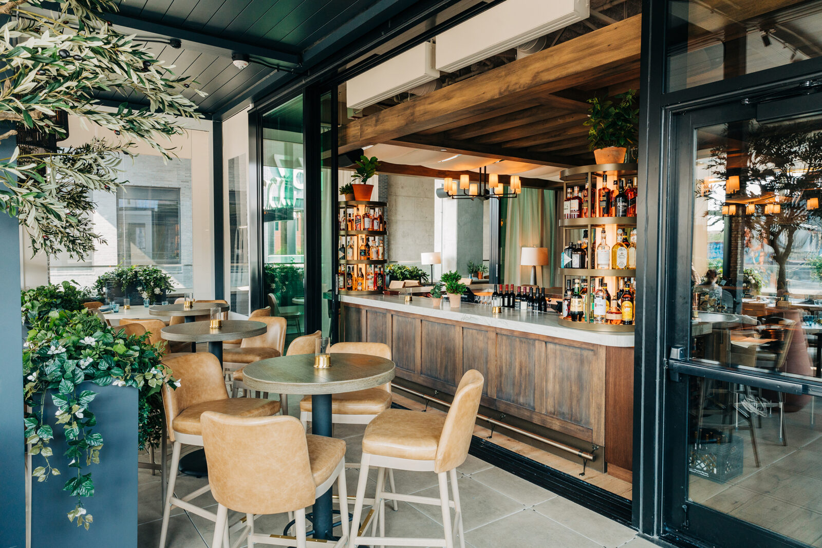 Indoor/Outdoor Bar at The Oakville Grill & Cellar