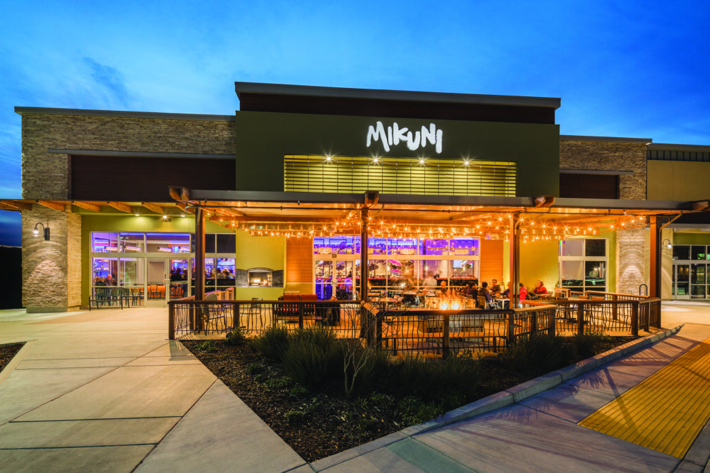 Banquet room at Mikuni