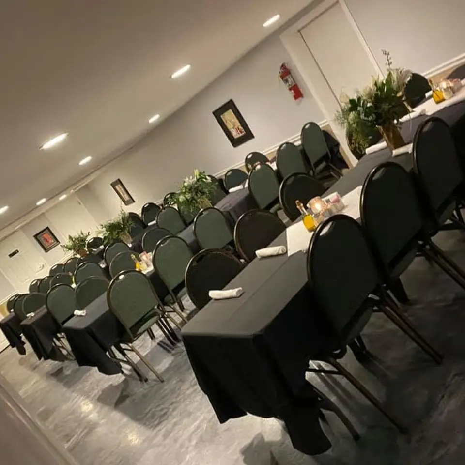 Mama's On The Hill private dining 5