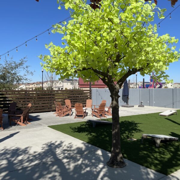 Outdoor Patio at kitchen747