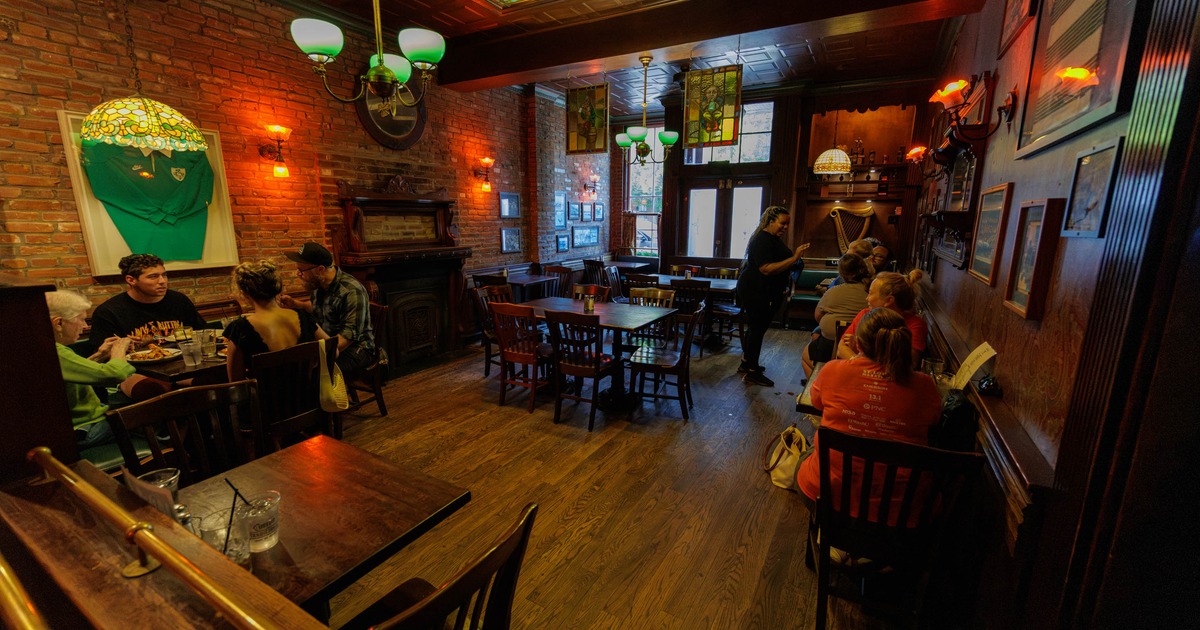 John D. McGurk's Irish Pub & Garden private dining 5