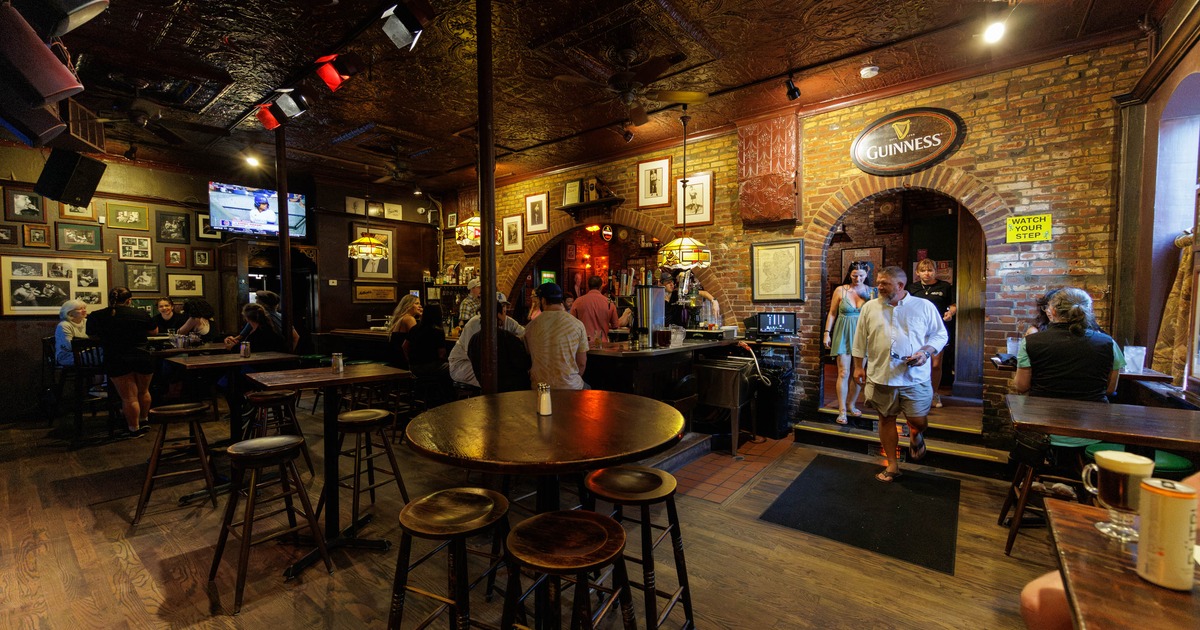 John D. McGurk's Irish Pub & Garden private dining 4