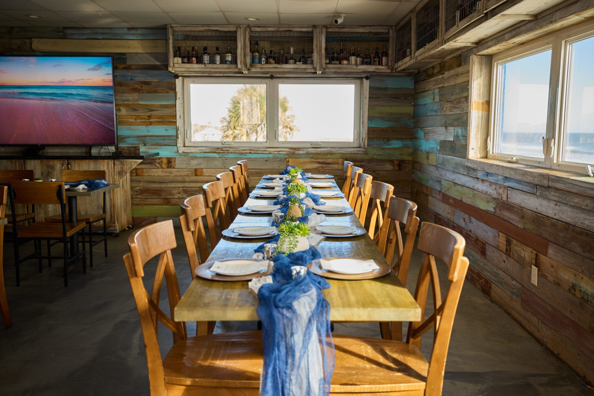 The Upper Deck at Sandbar Amelia Island
