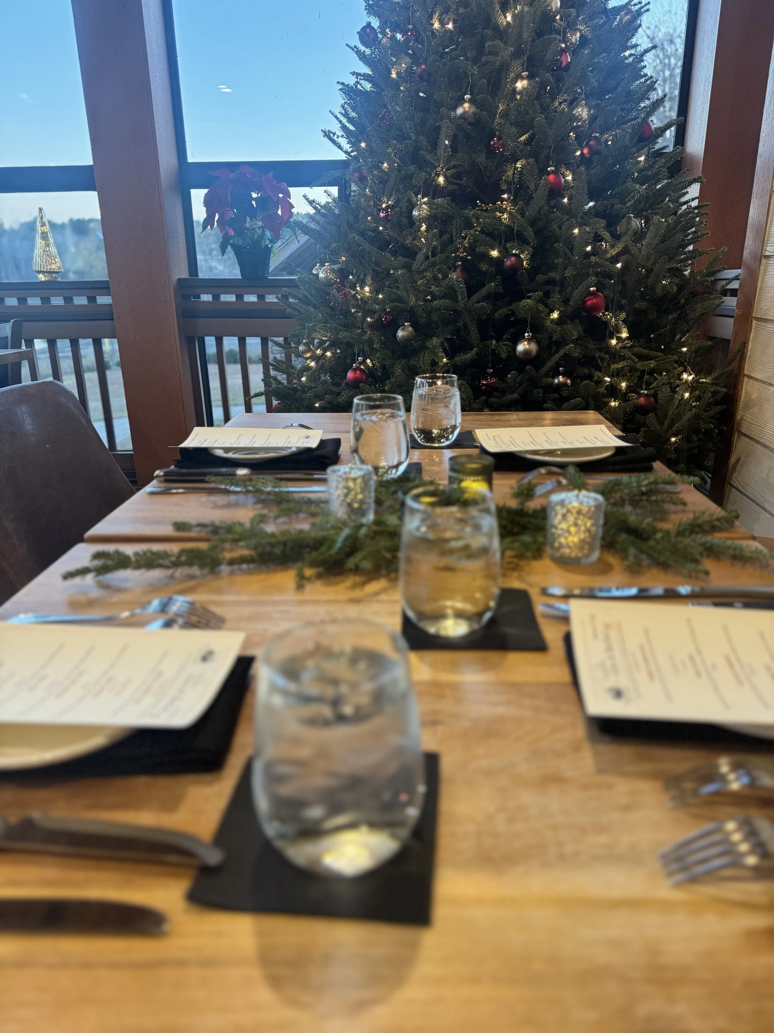 Patio Room at The Retreat: Lake Wateree Dining