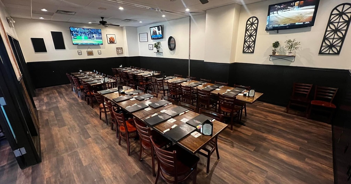 Full Party Room at Wildwood Pub & Grill