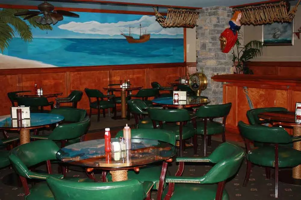 High Seas Lounge at Stone Mill BBQ and Steakhouse