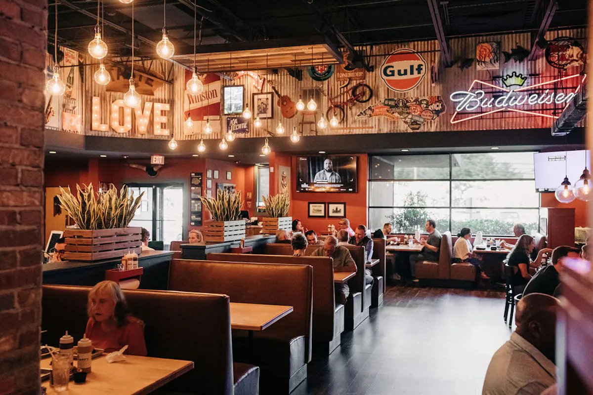 Little Richard’s Bar-N-Que private dining 2