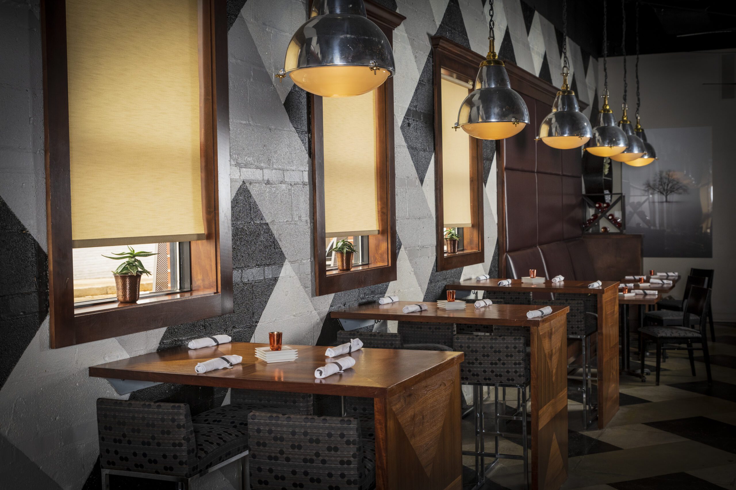 Semi-private dining space at 1618 Midtown