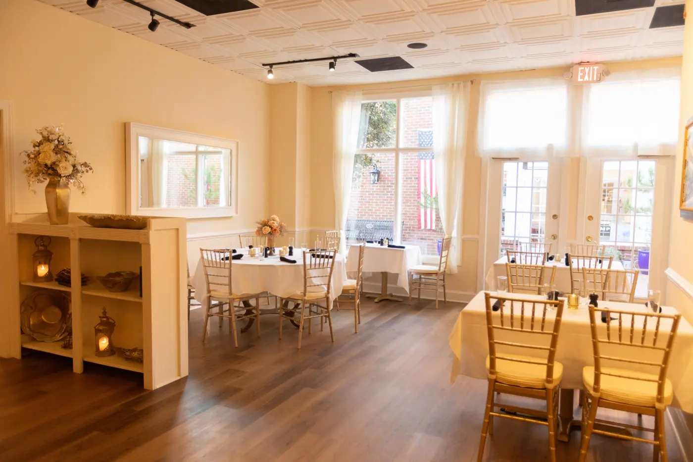 The Salle at The Gaslight on Main
