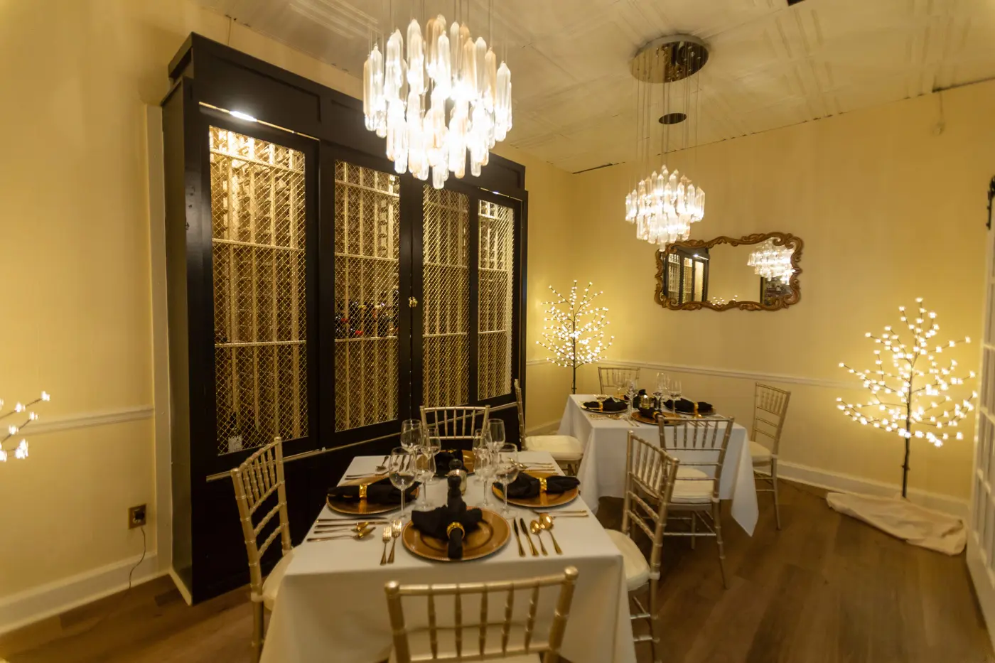 The Gaslight on Main private dining 3