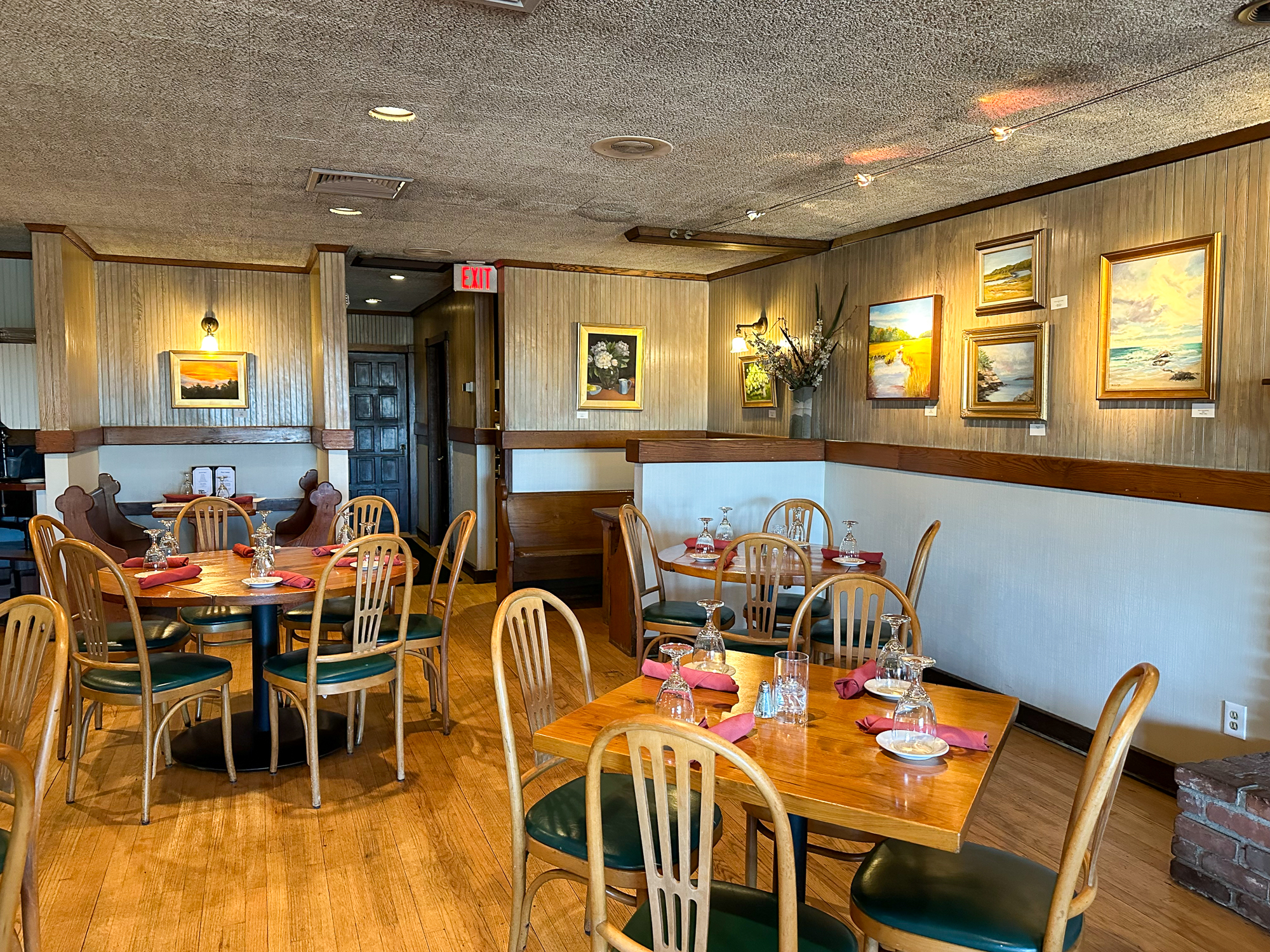 Full restaurant buyout at Friends & Company