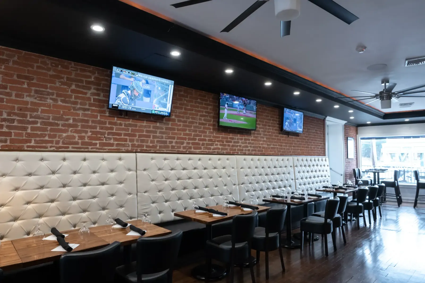 Private room at Doma On Main
