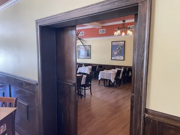 Cozy Room (Room 3) at Michael's Trattoria