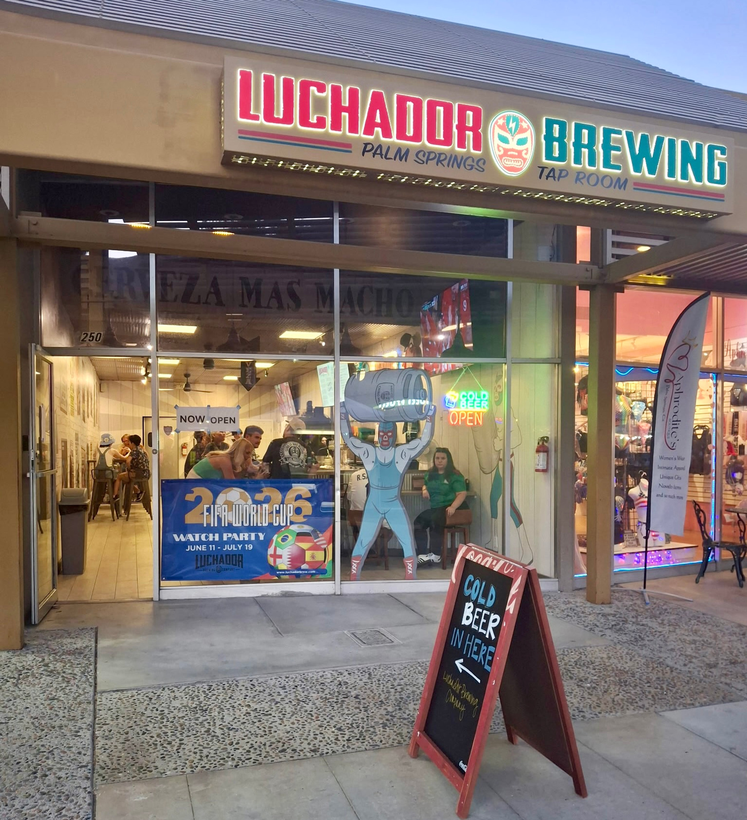 Luchador Brewing Company private dining 2