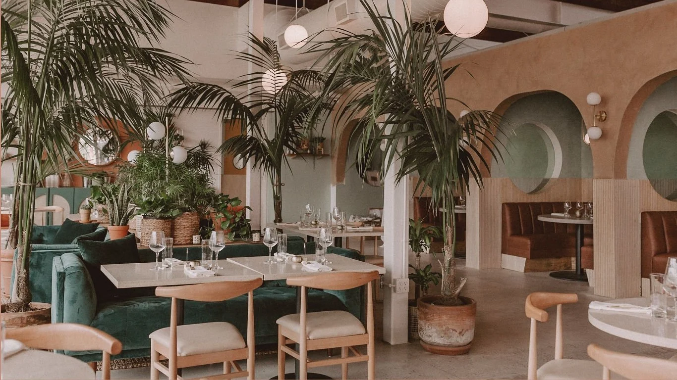 Indoor dining room at Boozehounds