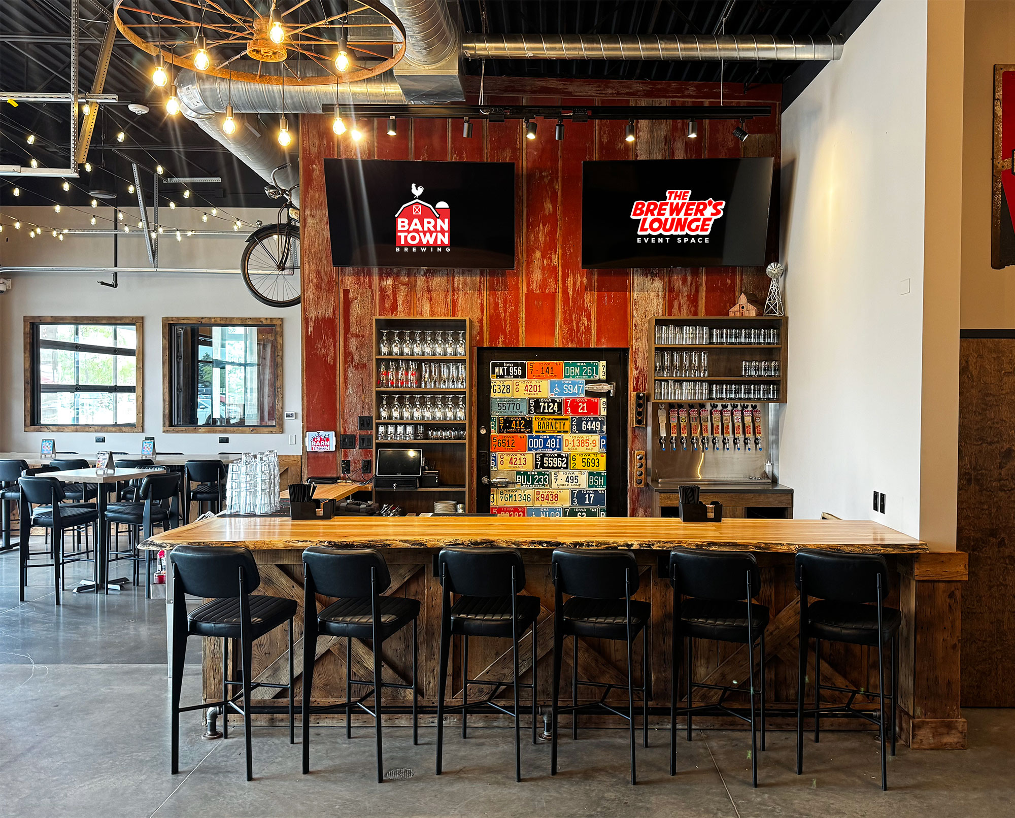 Barn Town Brewing private dining 4