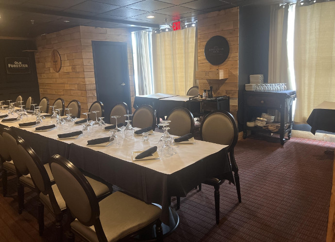 Cast Iron Chef Chop House & Oyster Bar private dining 4
