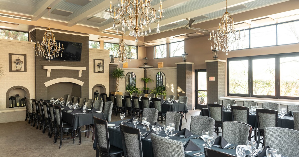 Rey's Restaurant private dining 3