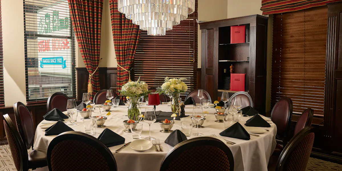 Huse Room at St. Elmo Steak House
