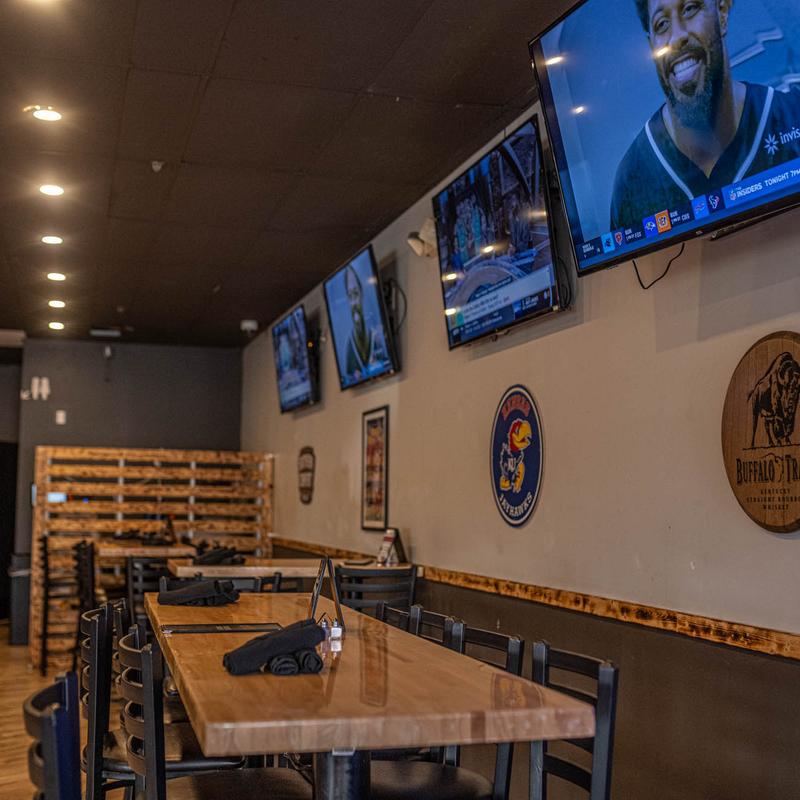 BB's Grill private dining 3