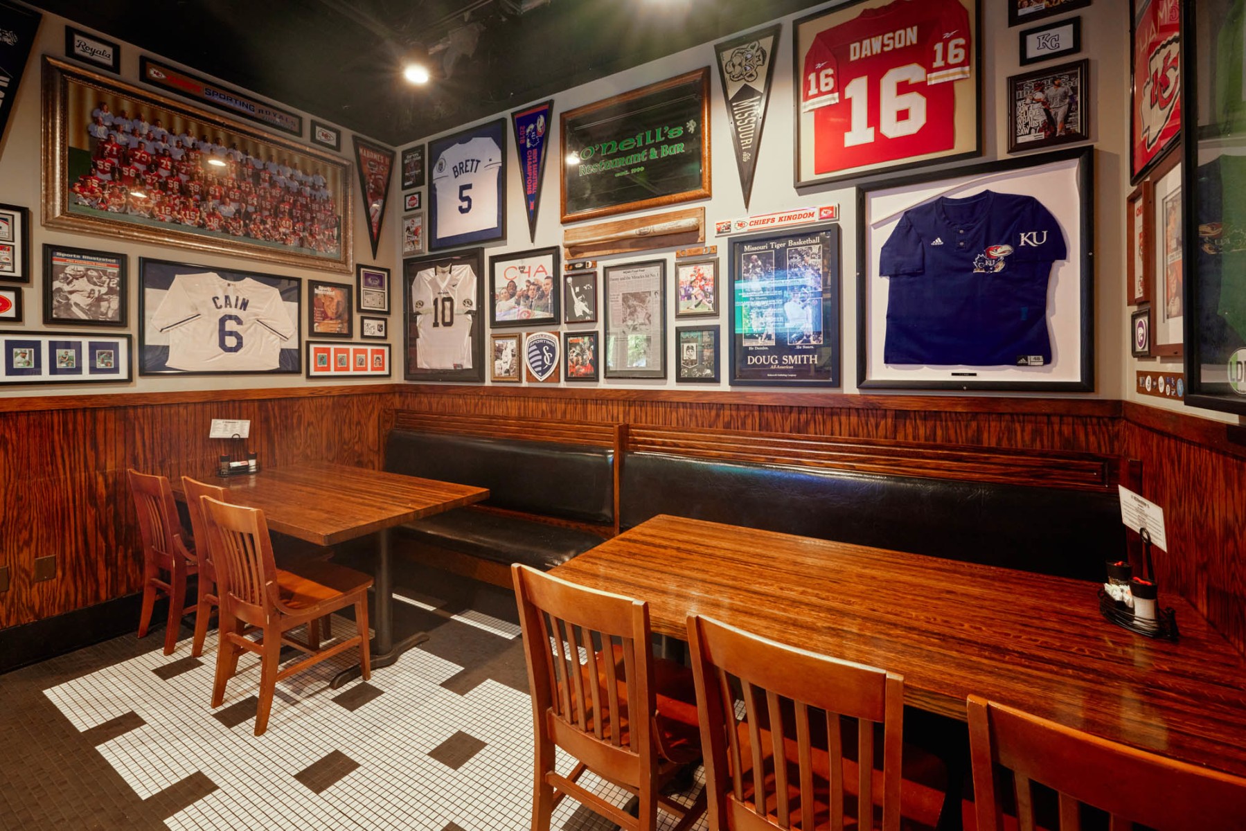 O'Neill's Restaurant & Bar private dining 2