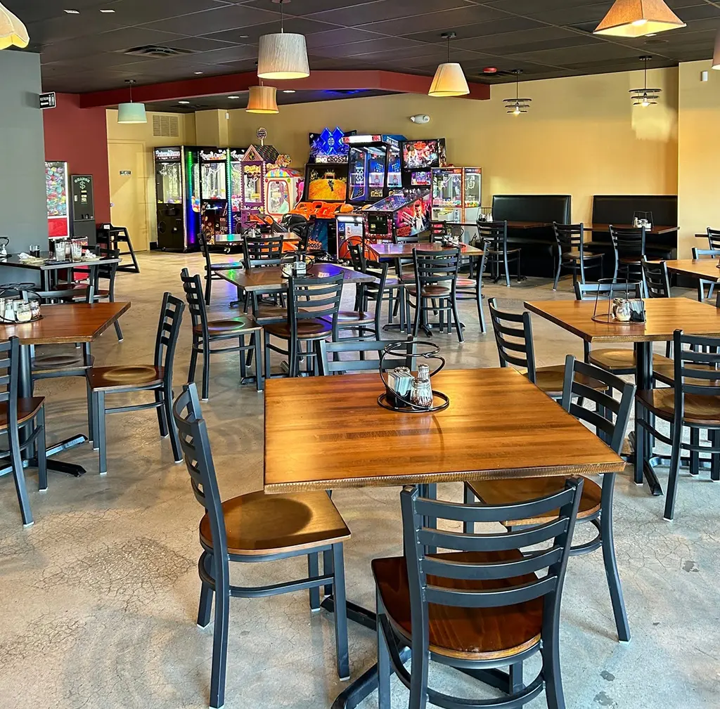 Summit Pizza private dining 2